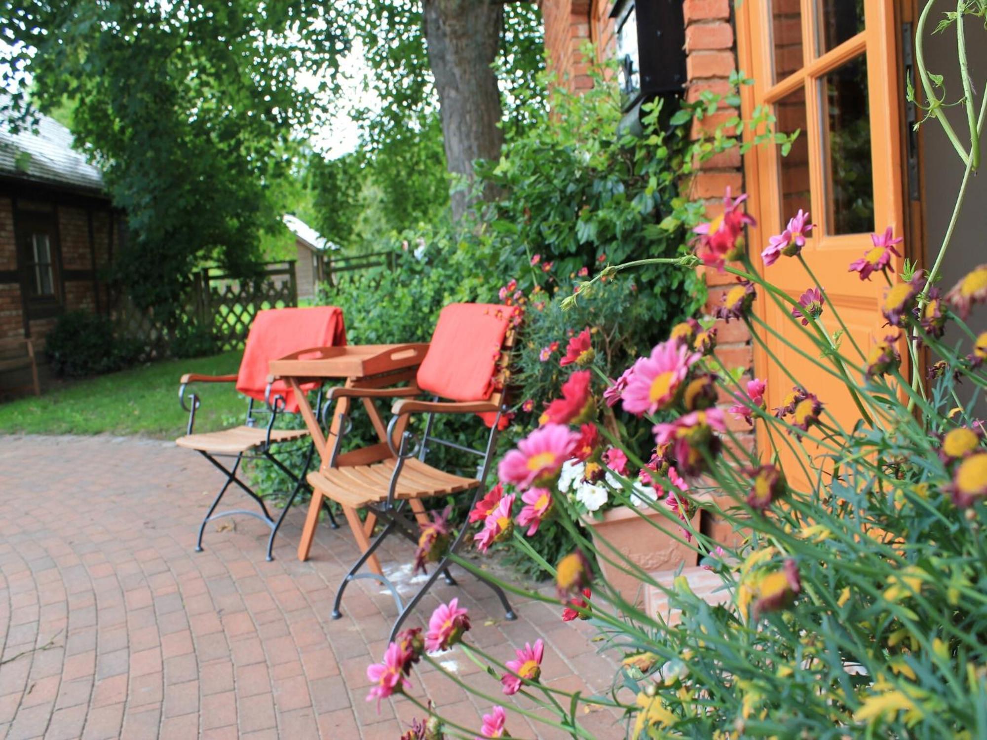 Вілла Mansion In Gressow With Terrace Garden Bbq Pond Bicycles Екстер'єр фото